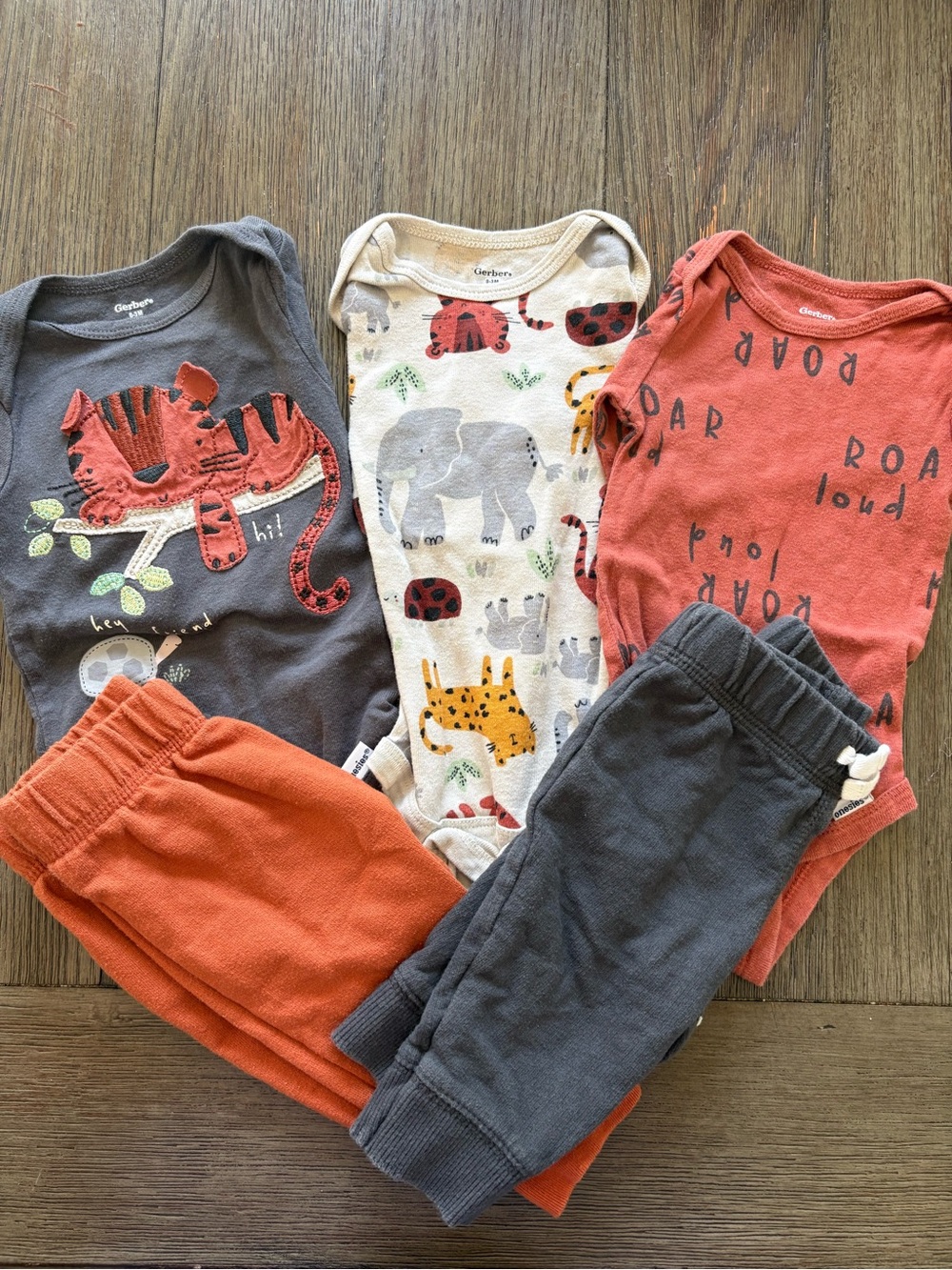 Gerber/Cat & Jack Baby Jungle Animal Bodysuit & Pants 5 Piece Set - 0-3m